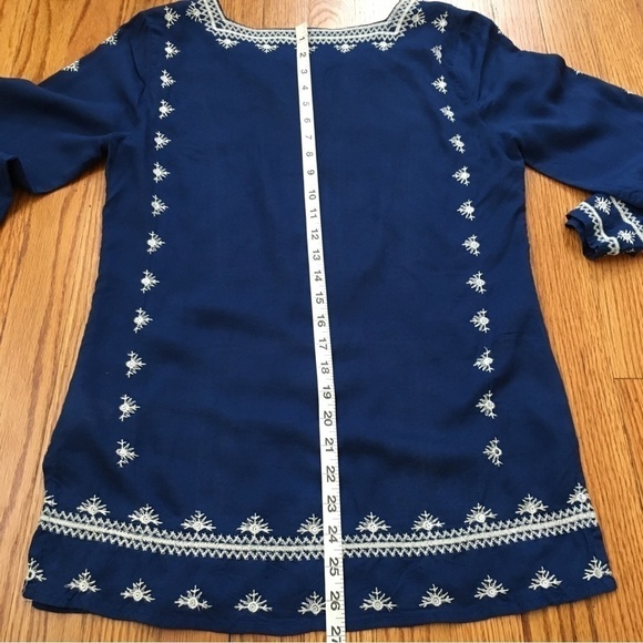 Lucky Brand Boho Embroidered Navy Blue 3/4 Long Sleeve Blouse Tunic - Picture 12 of 16